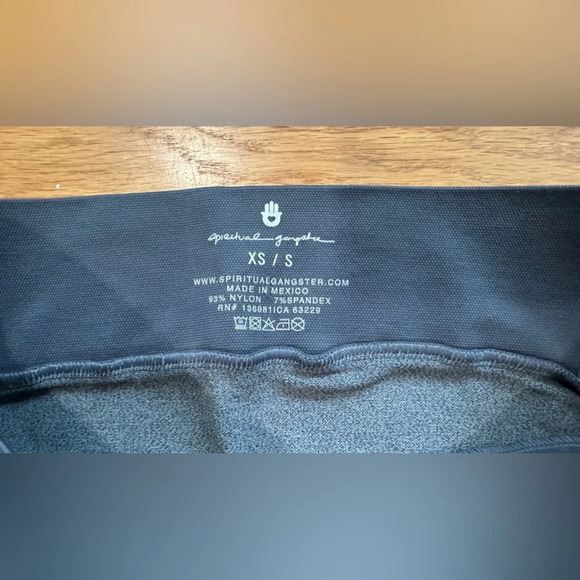 NWT Spiritual Gangster Cropped Gray Leggings - Picture 5 of 6